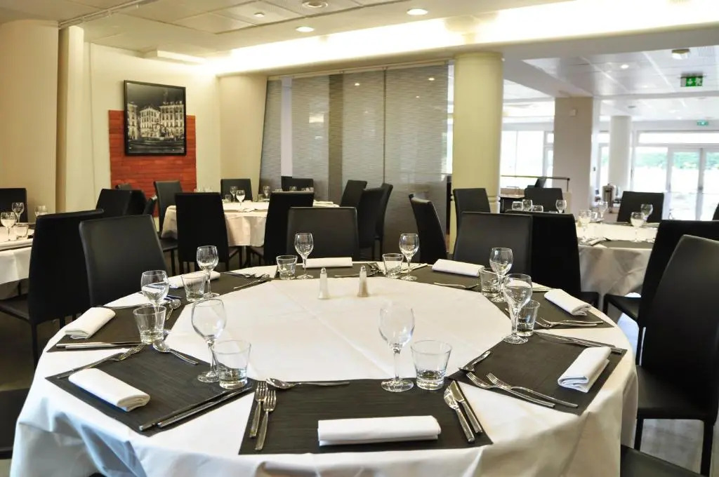 Foto - Novotel Nantes Centre Gare