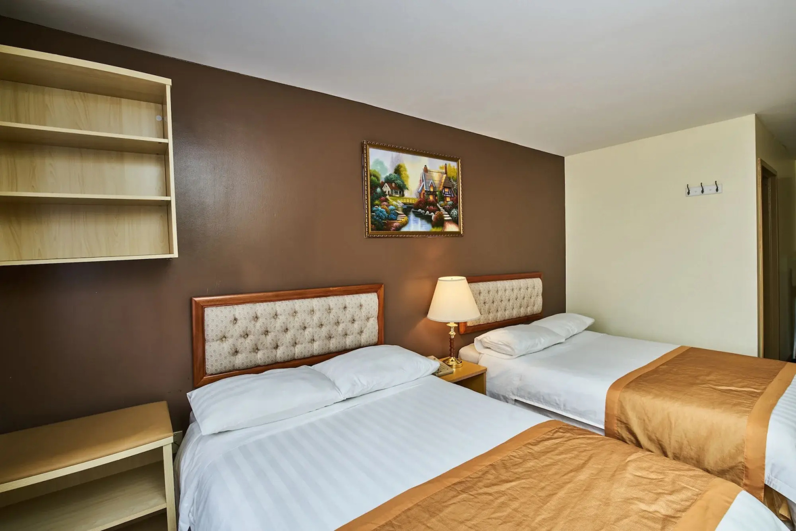 Photo - Flushing Hotel