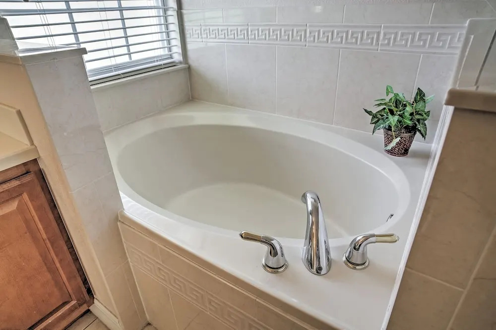 Photo - 4 Mi to Disney Kissimmee Group Getaway