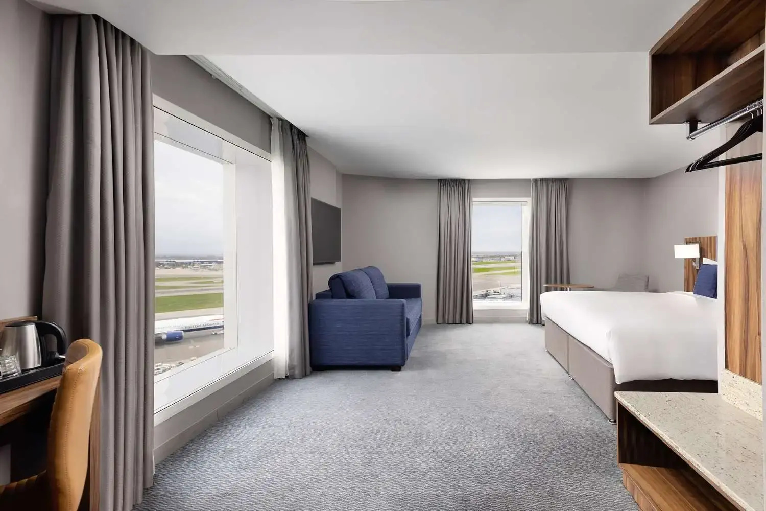 Photo - Hilton Garden Inn London Heathrow Terminal 2 and 3
