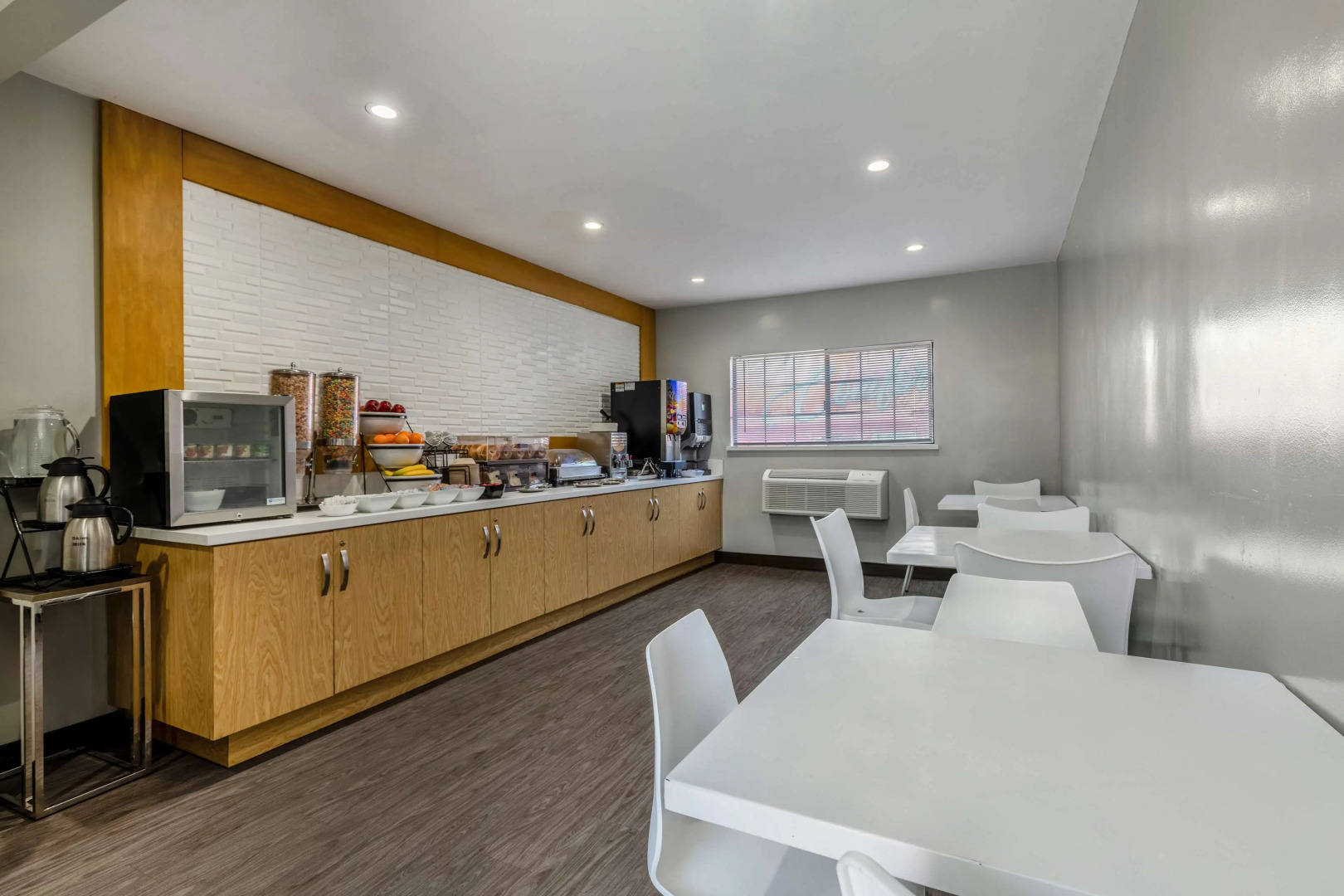 Foto - Sunset West Hotel, SureStay Collection By Best Western