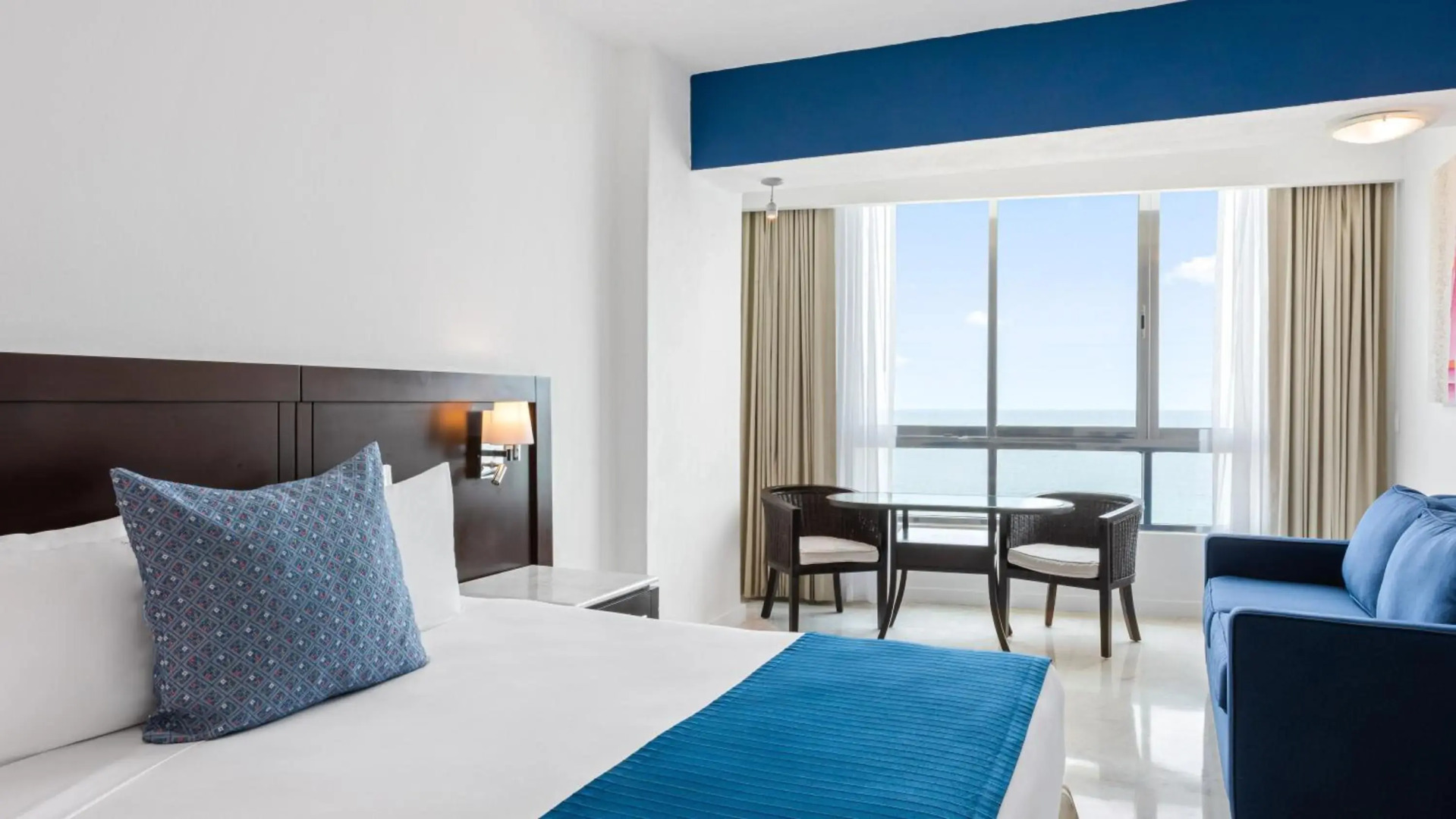 Photo - Park Royal Beach Mazatlán