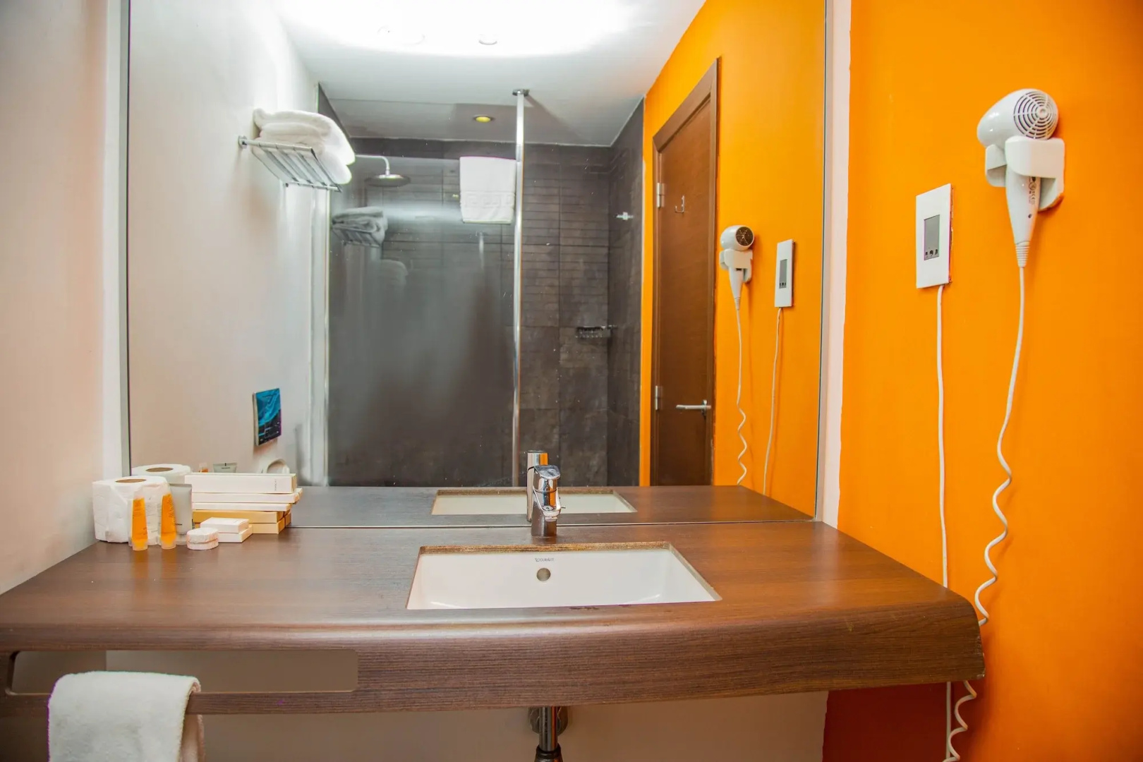 Photo - Ibis Styles Accra Airport