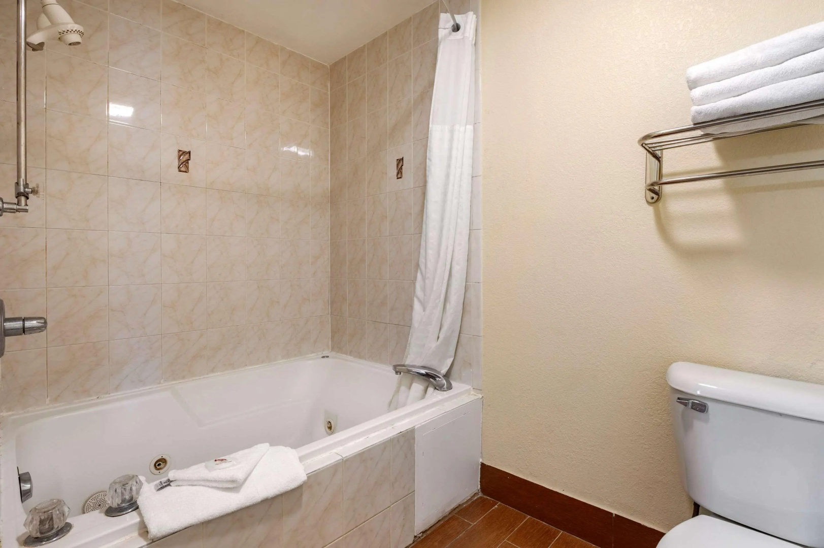 Photo - Comfort Inn Joliet West I-80