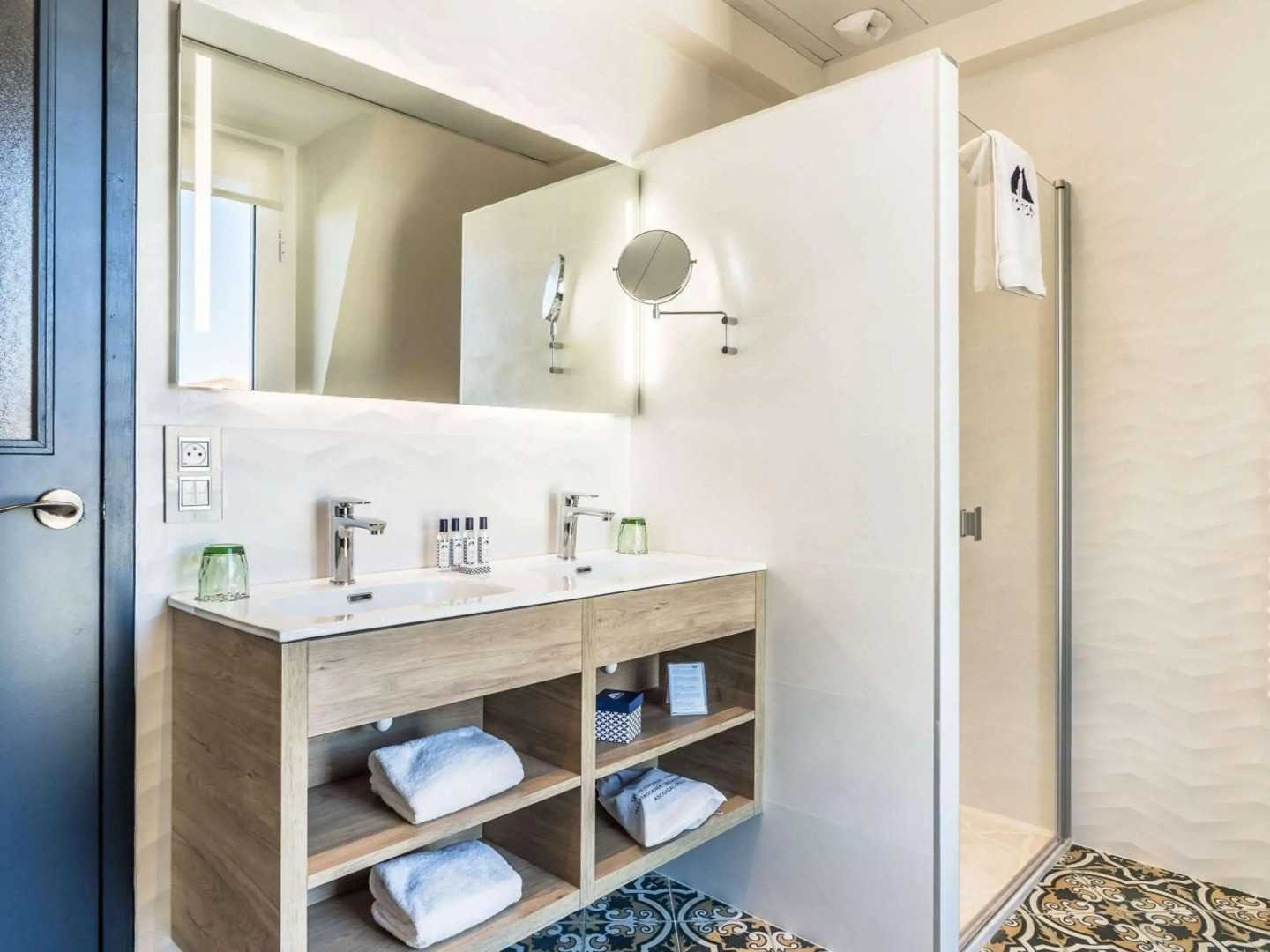 Foto - MADISON Saint Jean de Luz - Handwritten Collection