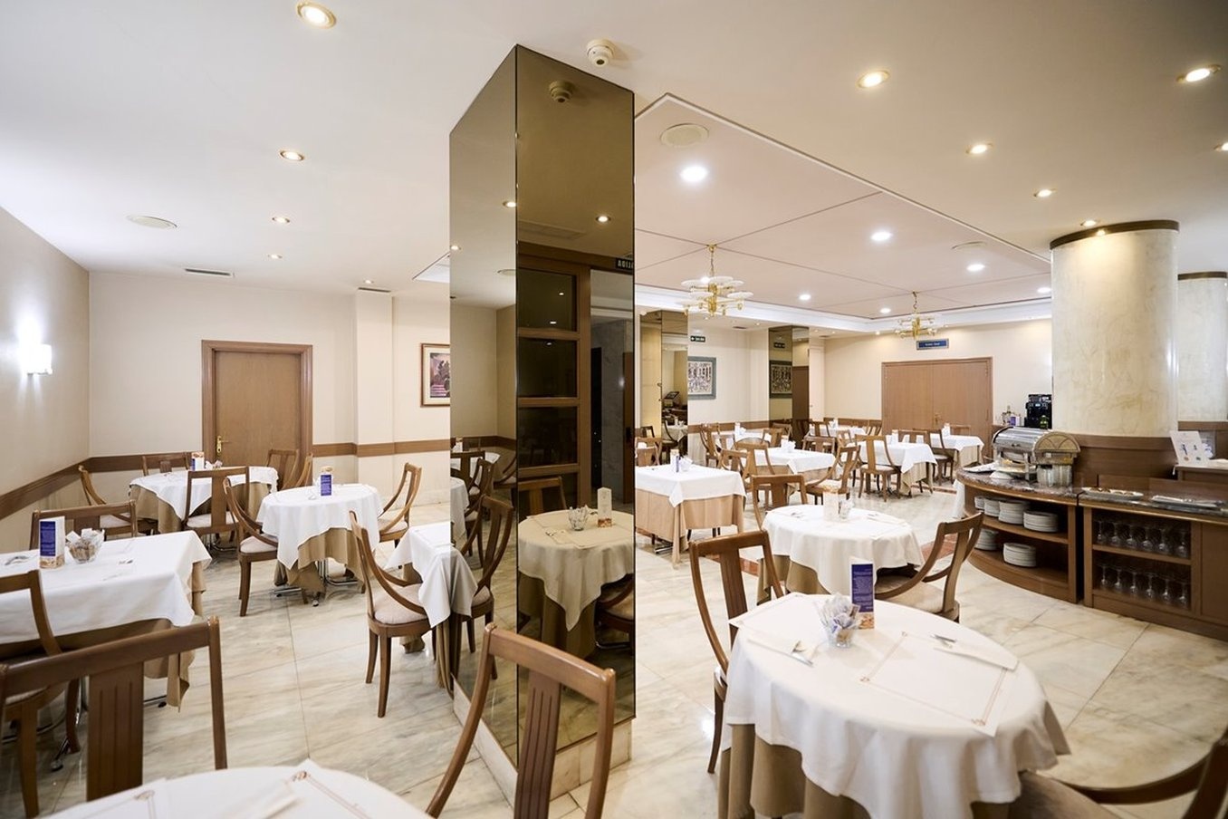Photo - Hotel Albret