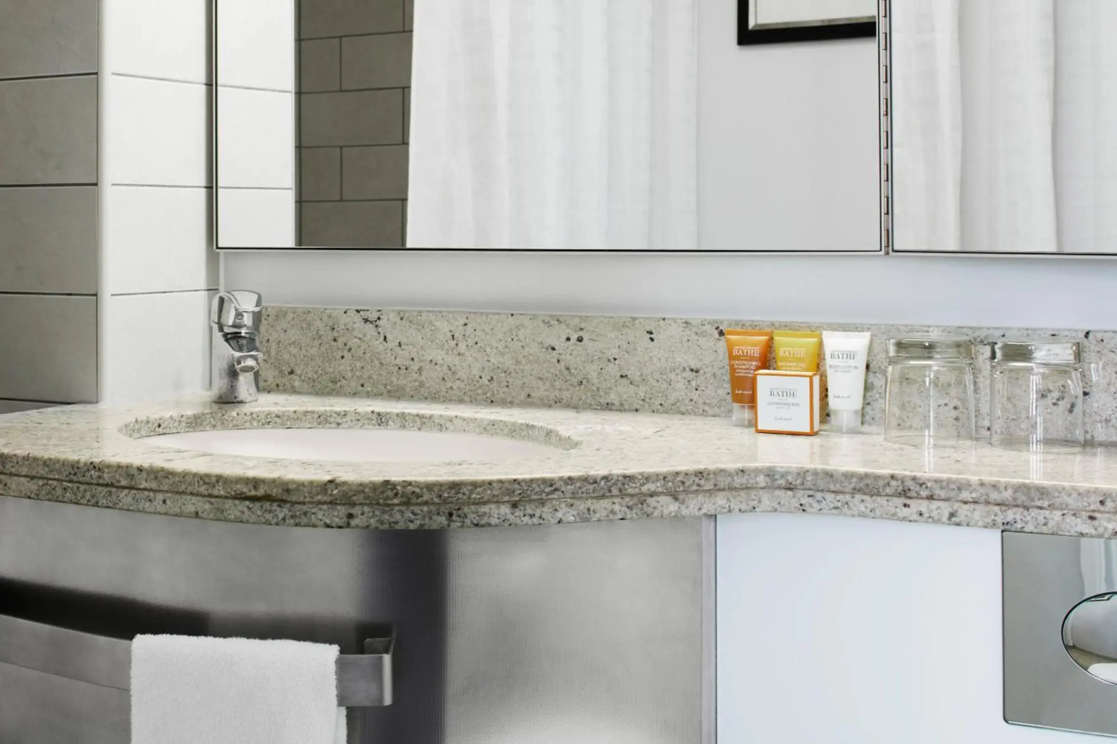 Photo - The Grand at Trafalgar Square