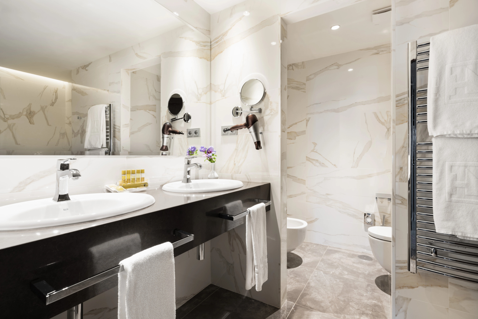 Photo - Eurostars Hotel Real