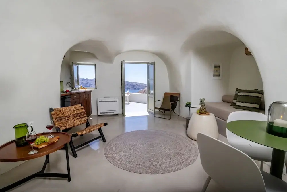 Photo - Kyrkos Collection