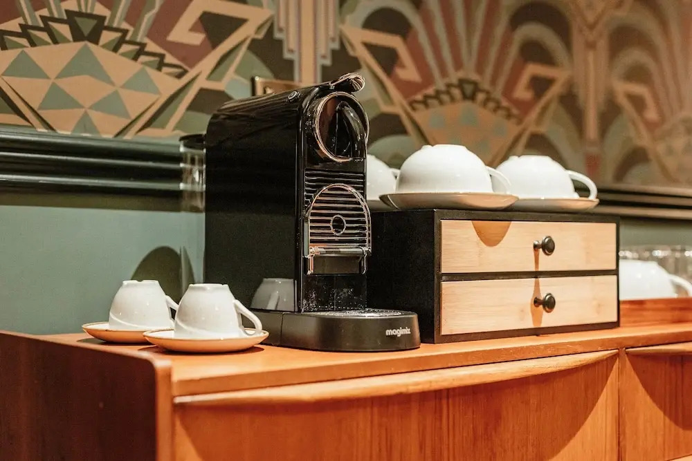 Foto - Hand & Flower