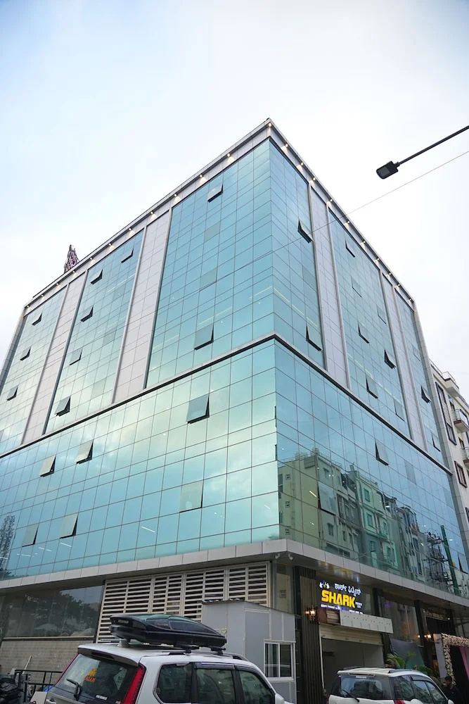 Hotel Grand Kasturi