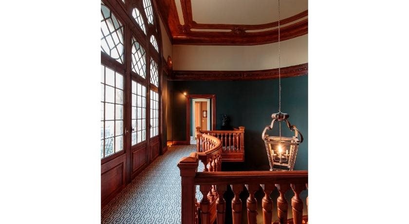 Photo - Dear Lisbon -Valmor Palace