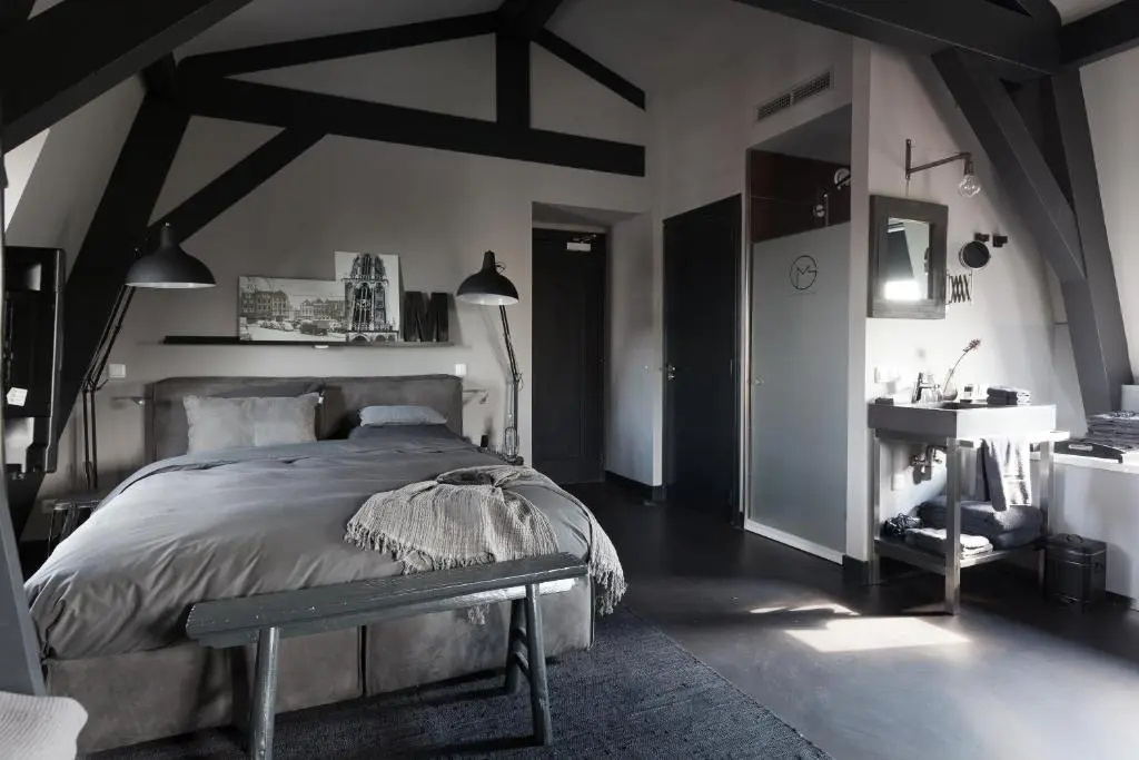 Photo - Mother Goose Hotel