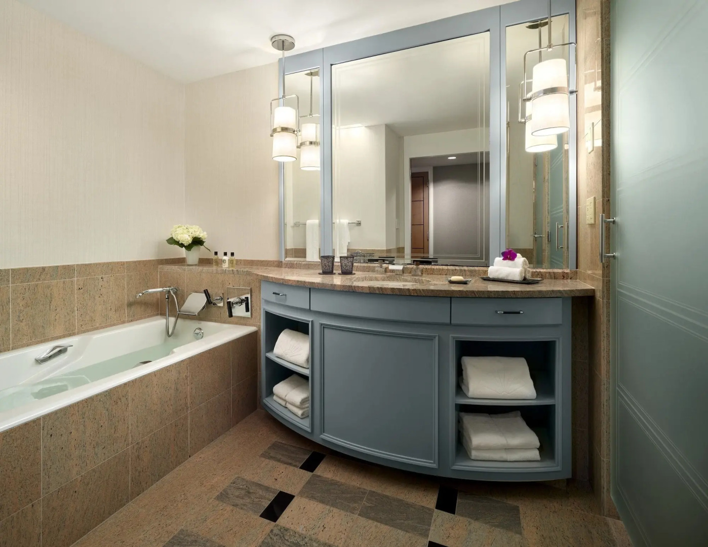 Photo - Mandarin Oriental, Boston