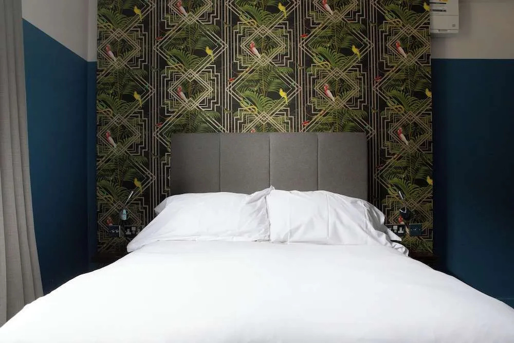Photo - The Crown Rooms
