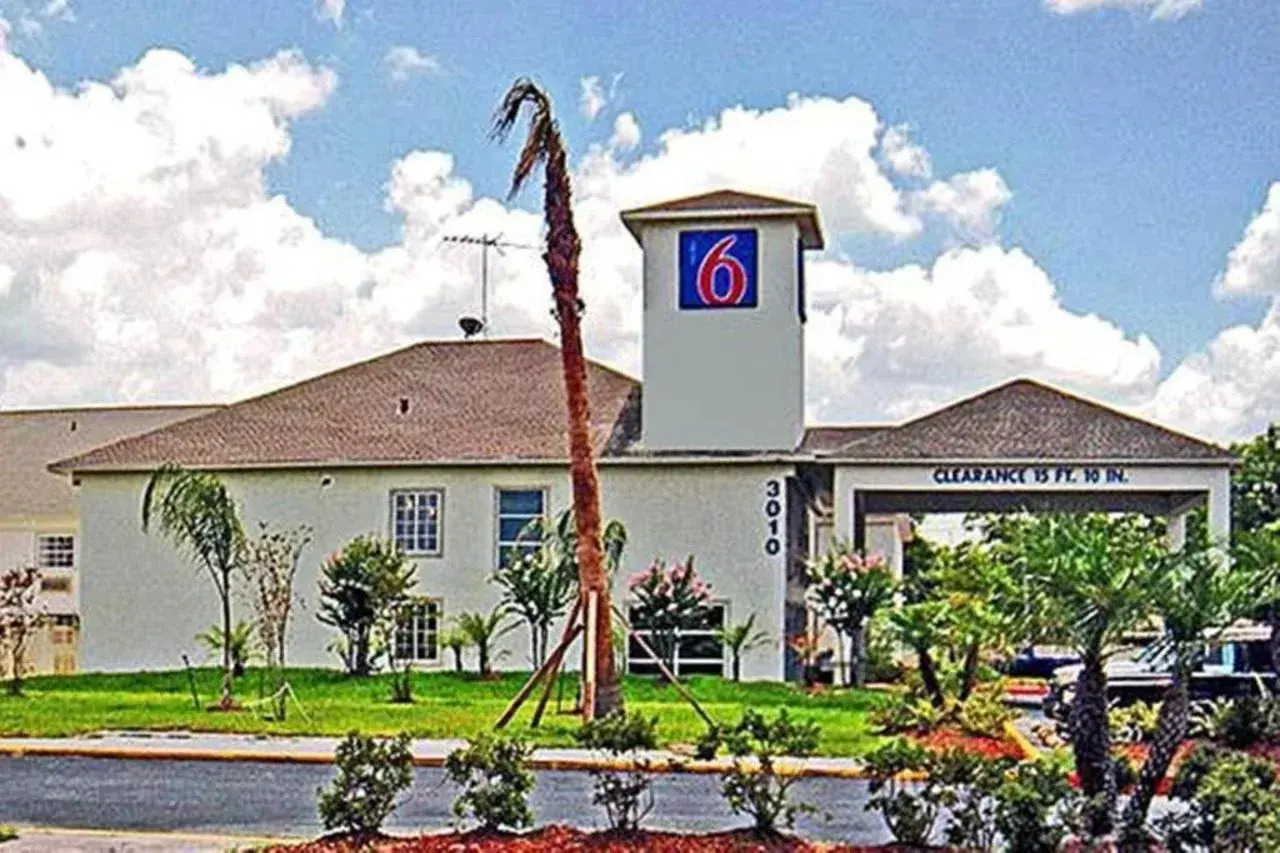 Photo - Motel 6-Pasadena, TX