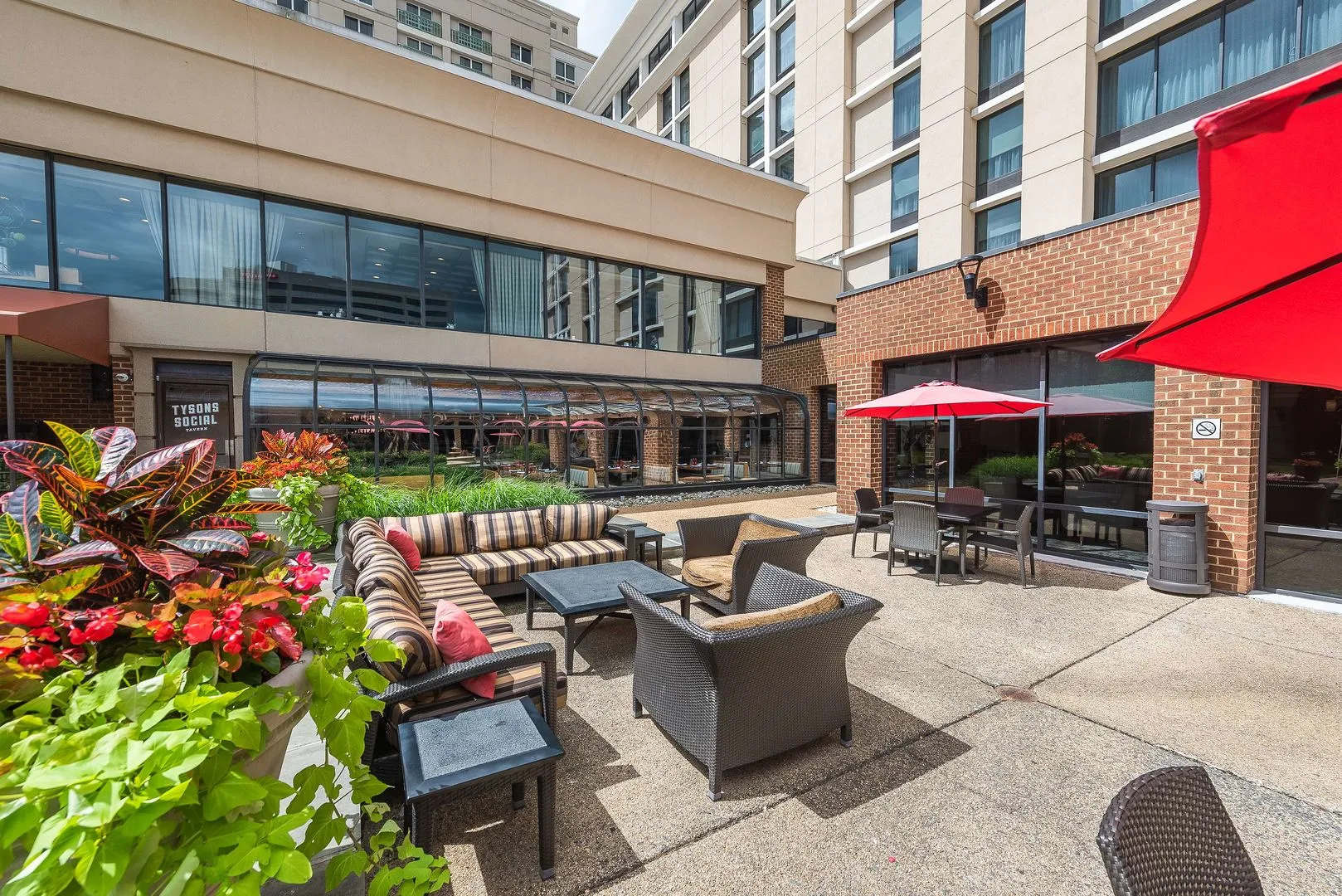 Foto - Doubletree by Hilton McLean Tysons