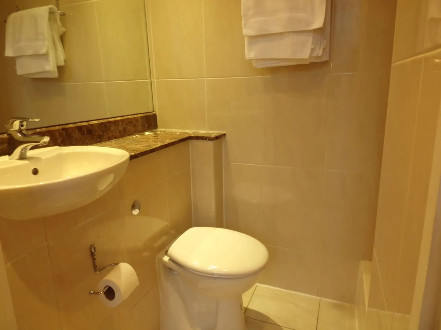 Photo - Wedgewood Hotel