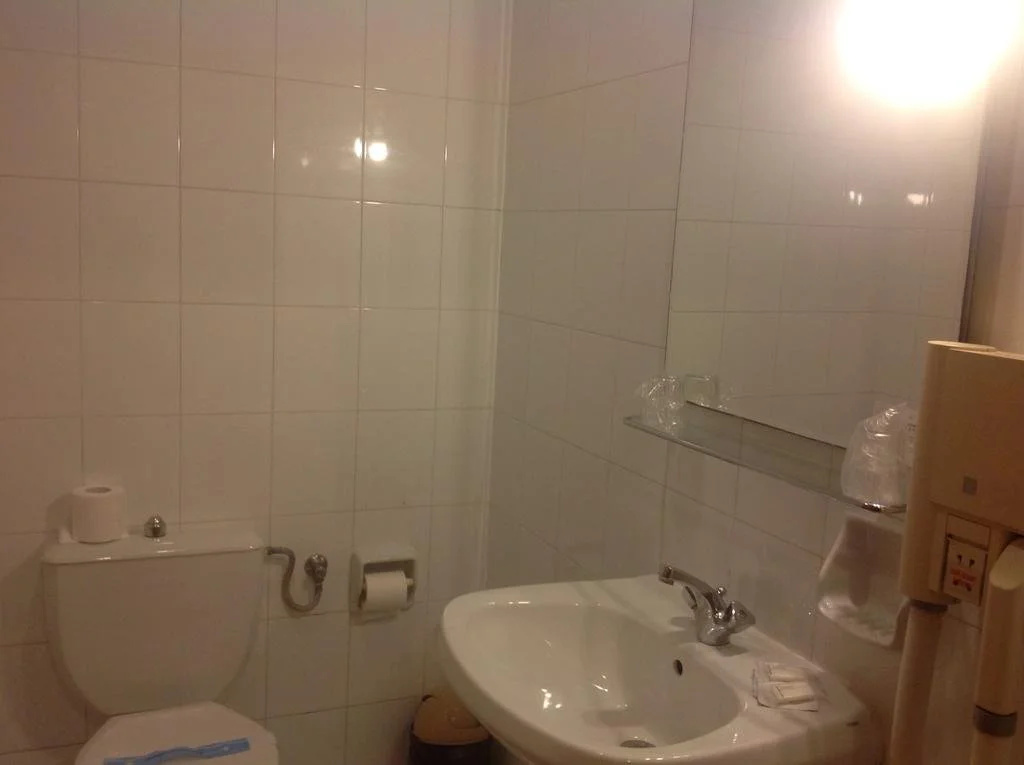 Photo - Windsor Hotel