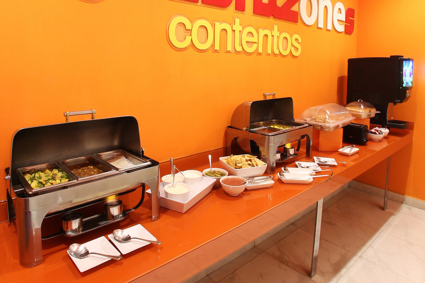 Photo - One Queretaro Plaza Galerias