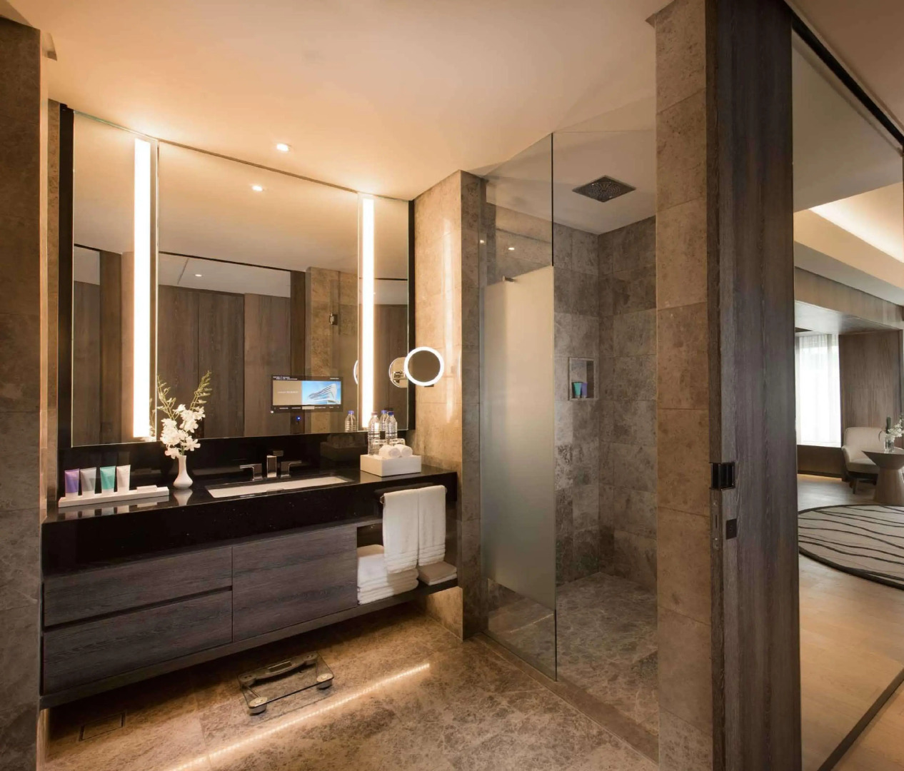 Photo - Conrad Manila