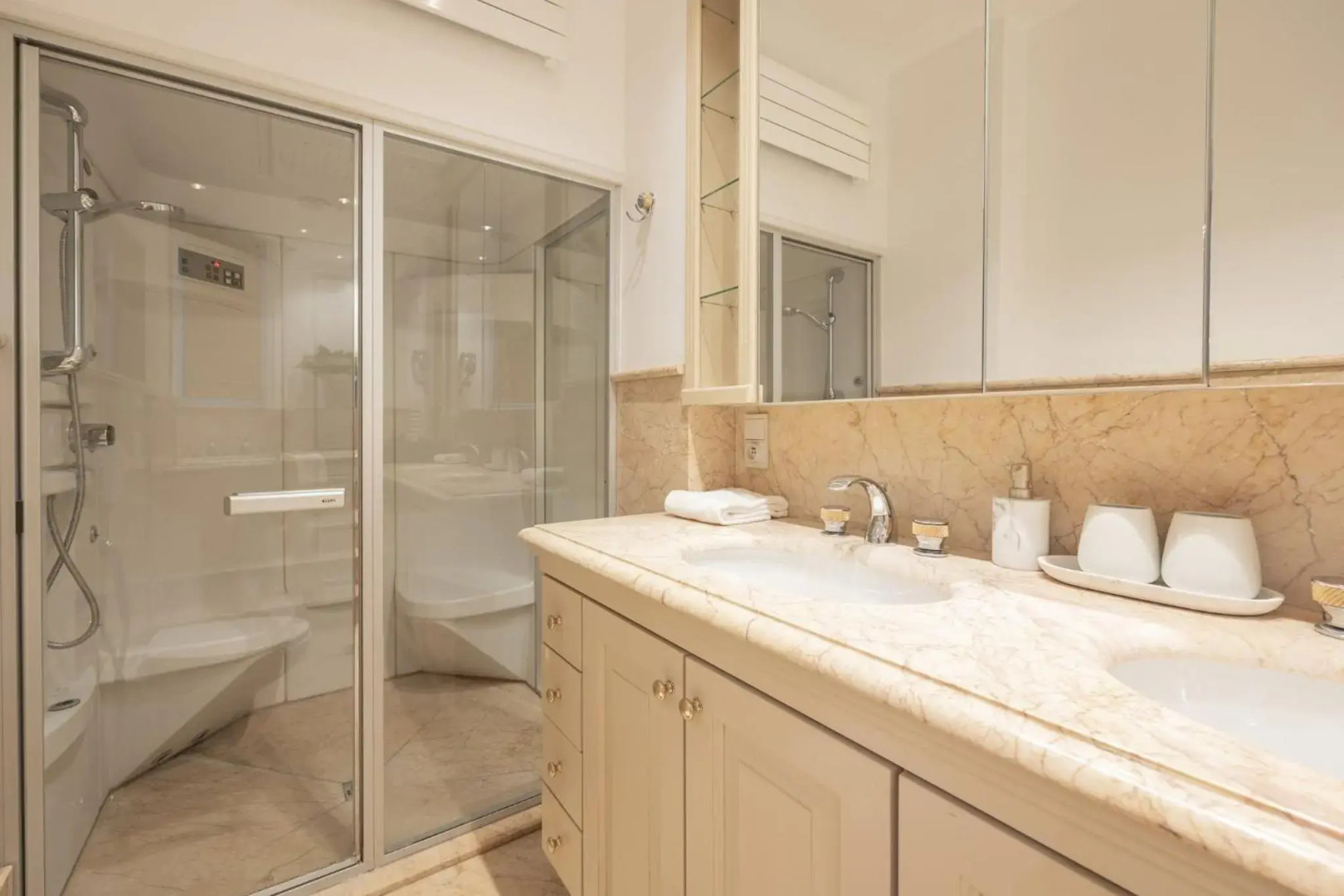 Photo - Leonardo Hotel Antwerp The Plaza