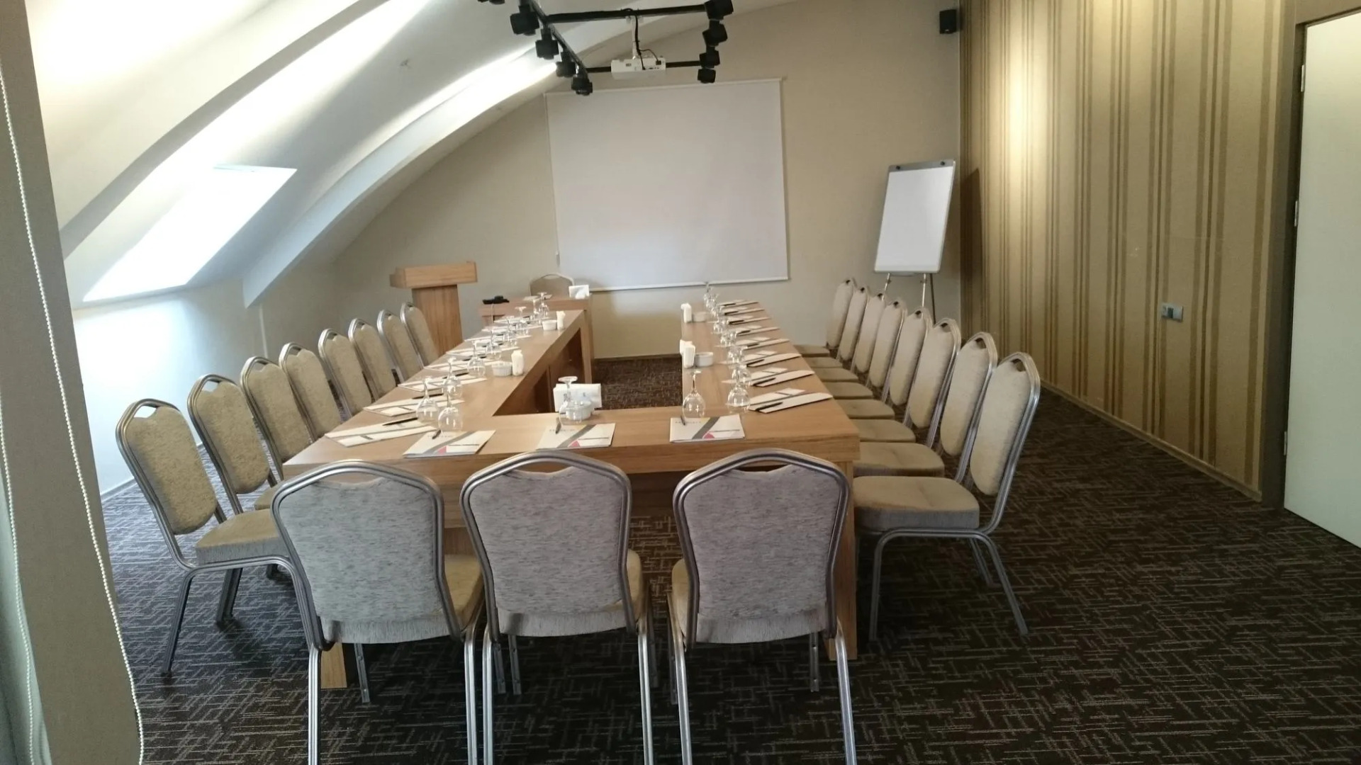 Photo - Empire Hotel İstanbul