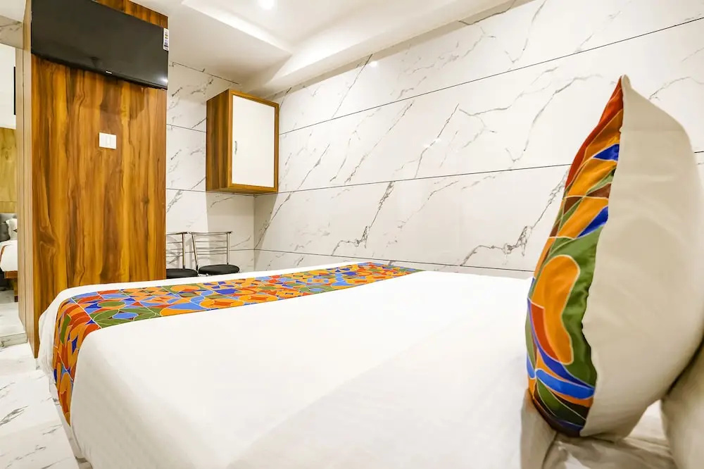Photo - FabHotel Shubham Inn - Nr Jain Mandir, Bhandup West