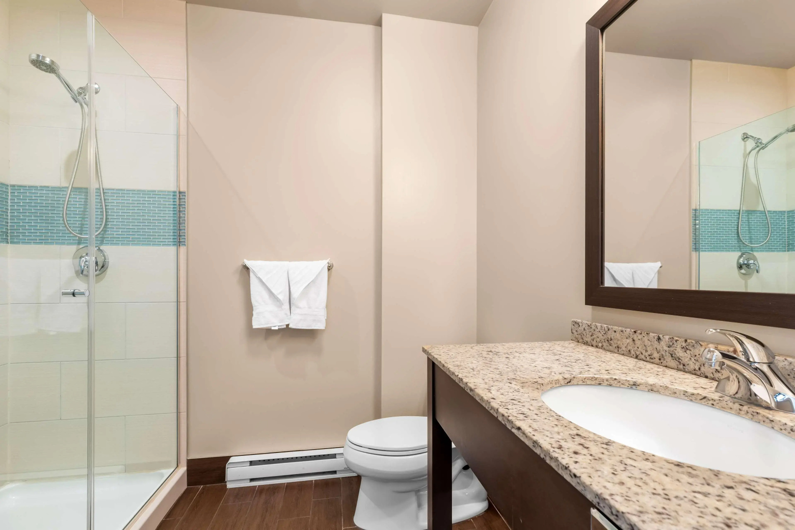 Photo - Best Western Plus Hotel Montreal