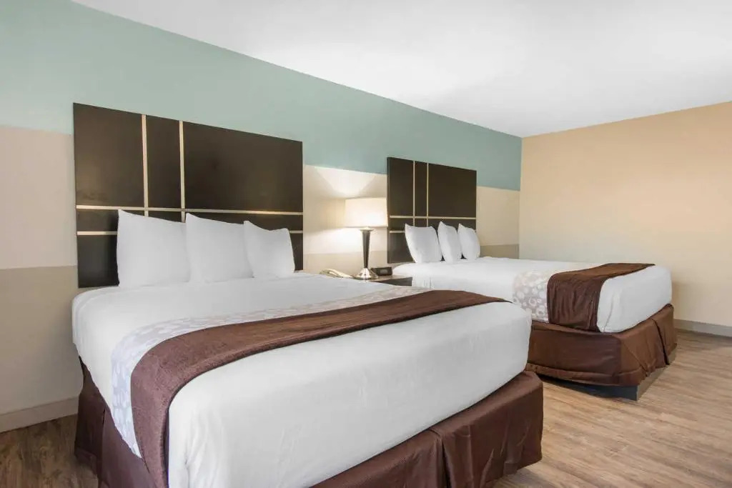 Photo - Palazzo Lakeside Hotel