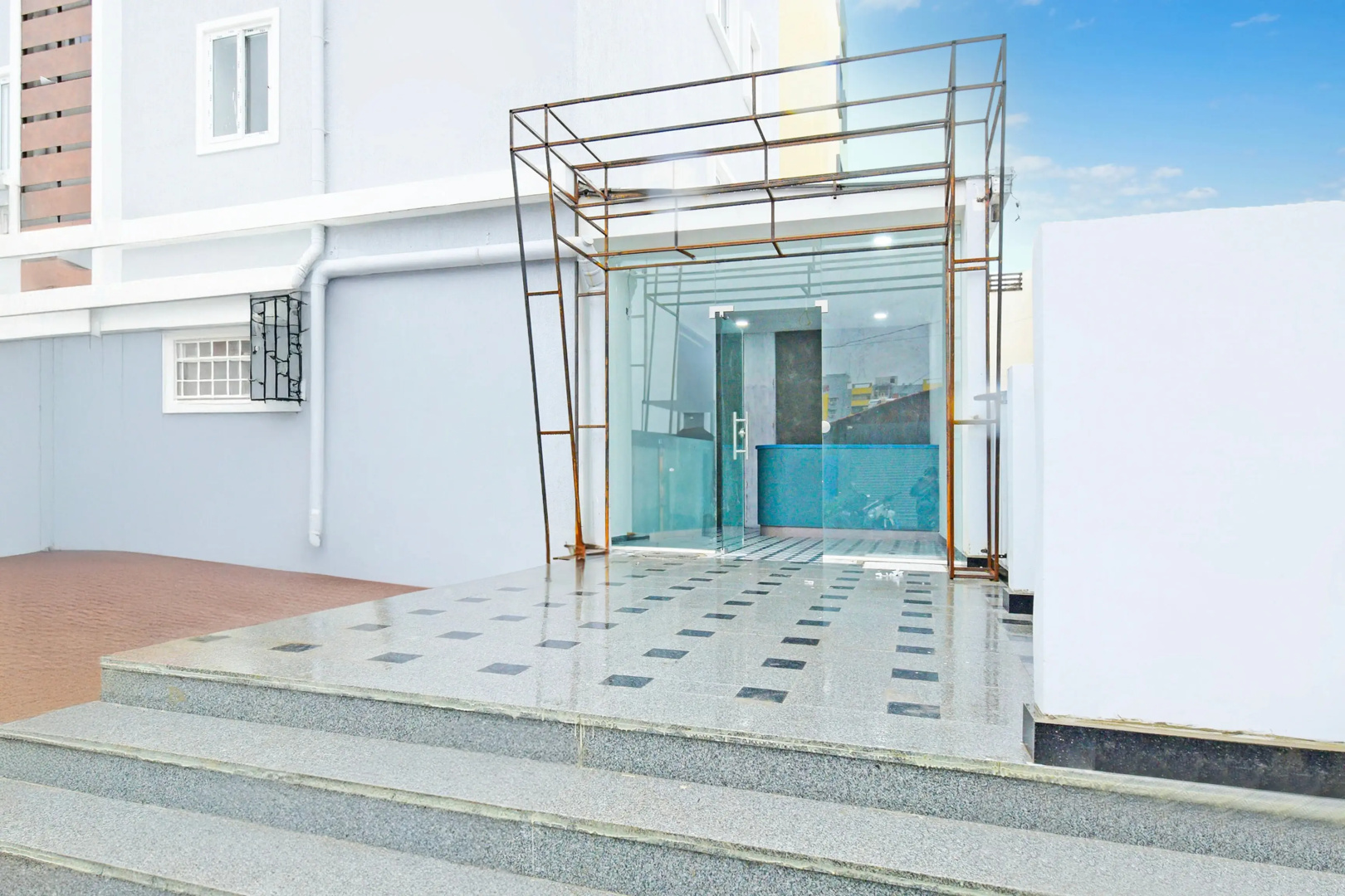 Foto - Super Townhouse Oak Kompally