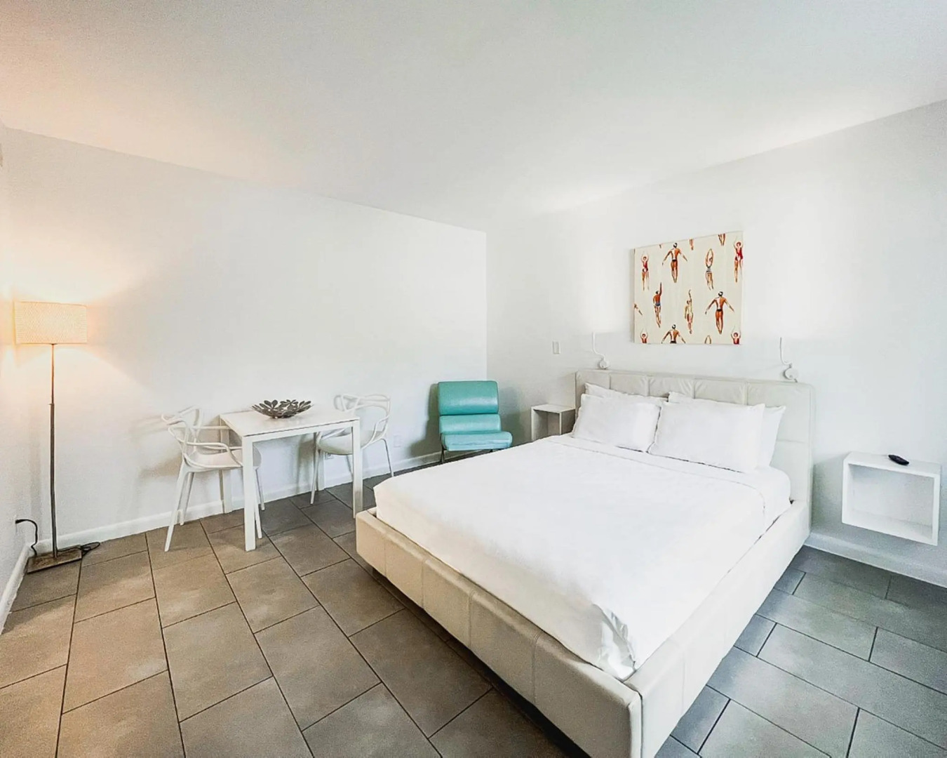 Photo - North Beach Hotel