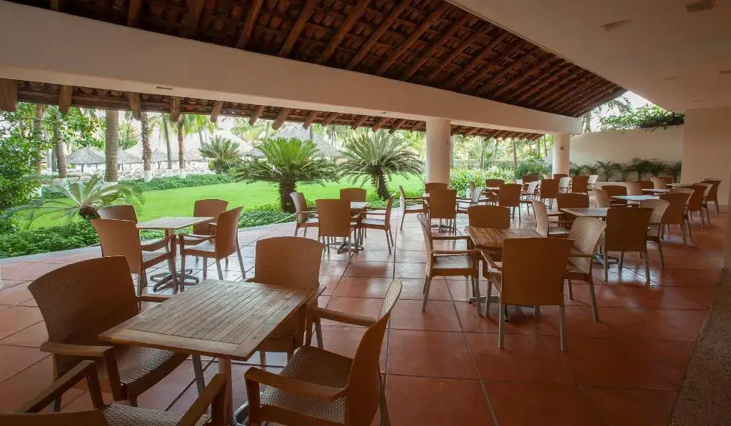 Photo - Park Royal Beach Ixtapa - All Inclusive