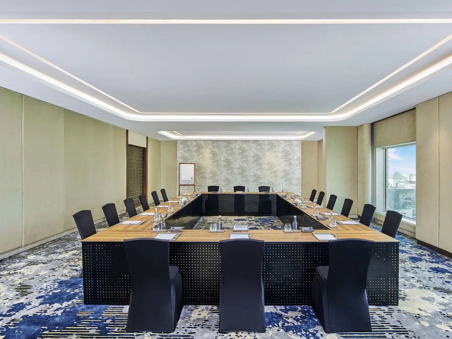 Photo - Novotel Mumbai International Airport
