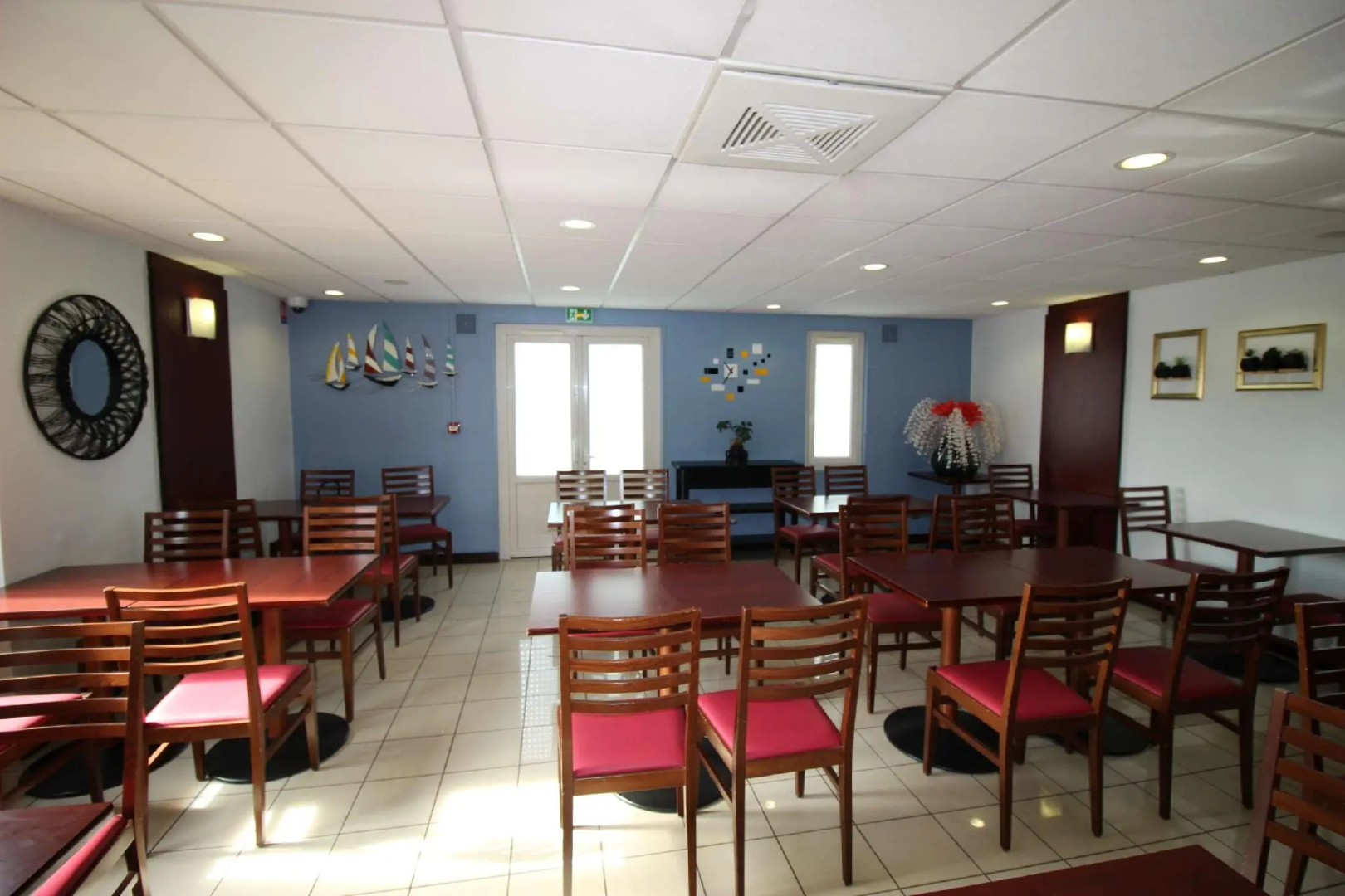 Photo - Kyriad Bordeaux Lormont