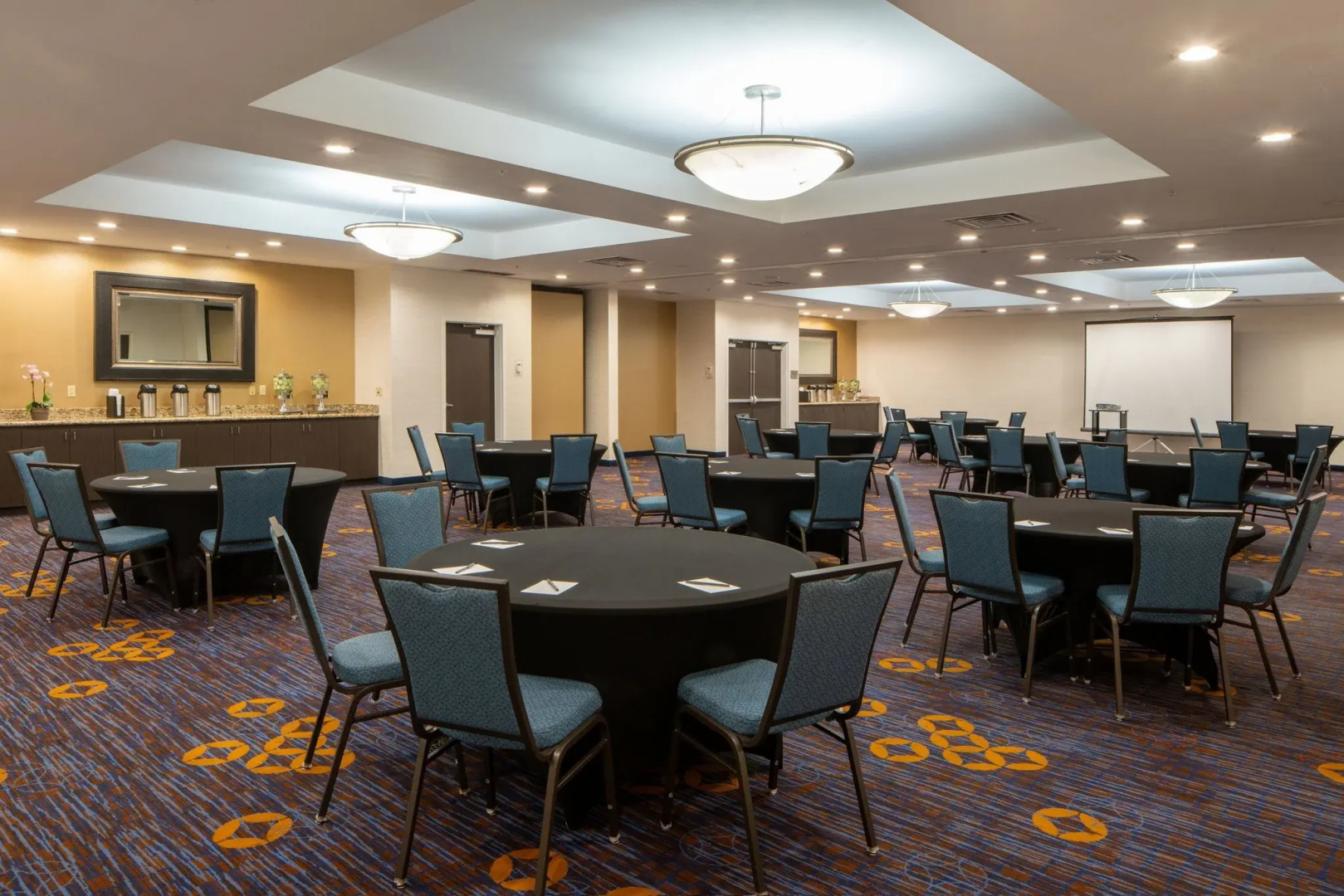 Photo - Courtyard Miami in Coral Gables by Marriott