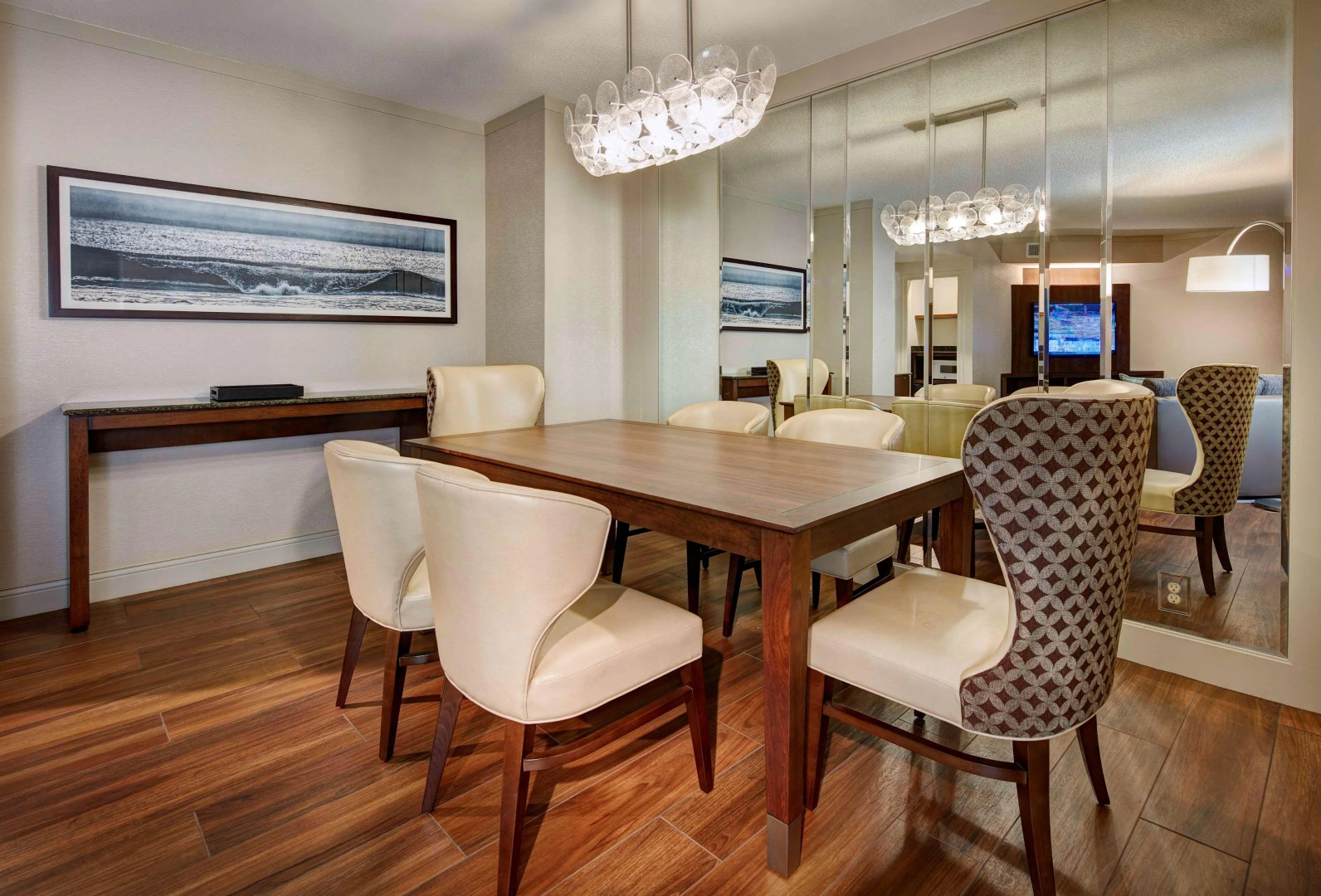 Photo - Embassy Suites by Hilton San Diego La Jolla