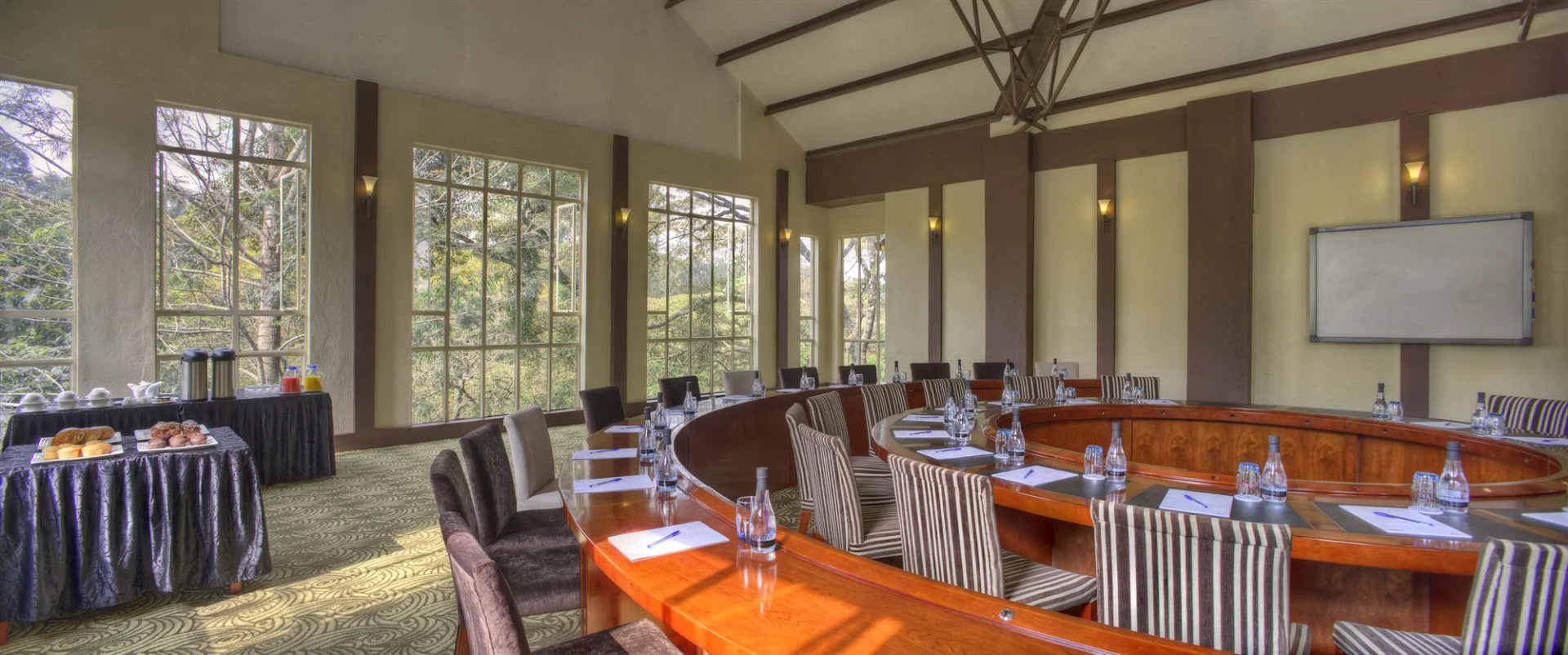 Photo - West Wood Hotel