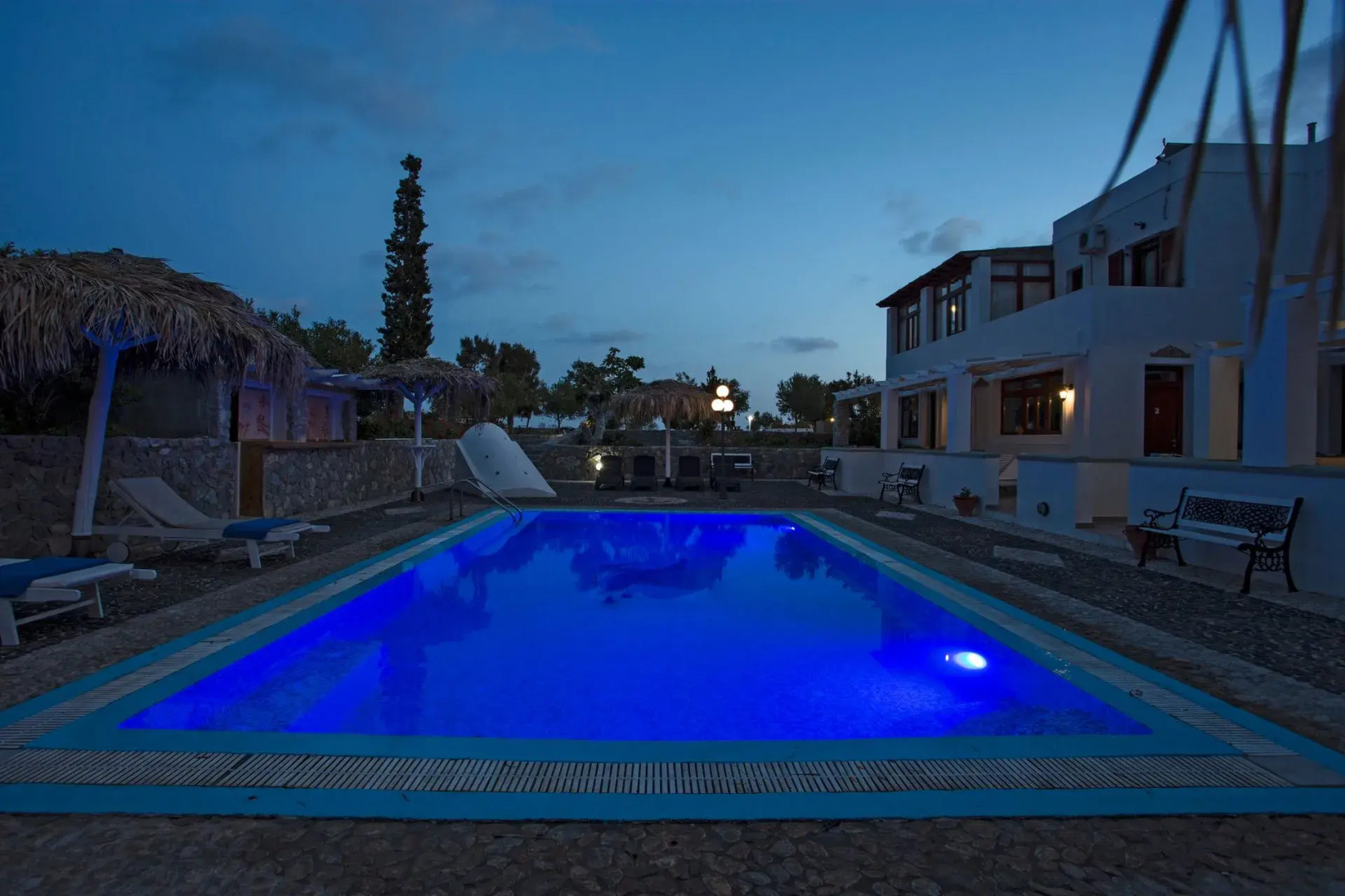 Foto - Birds Villa Apartments with Heated Pool - Including Car and Breakfast
