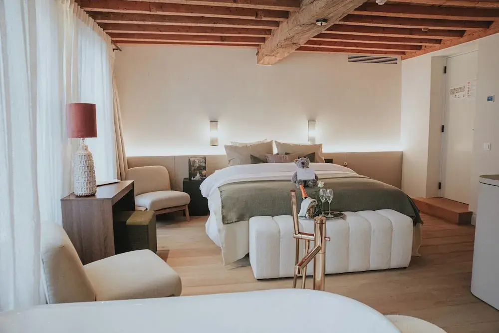 Photo - The Burgundy - Boutique B&B