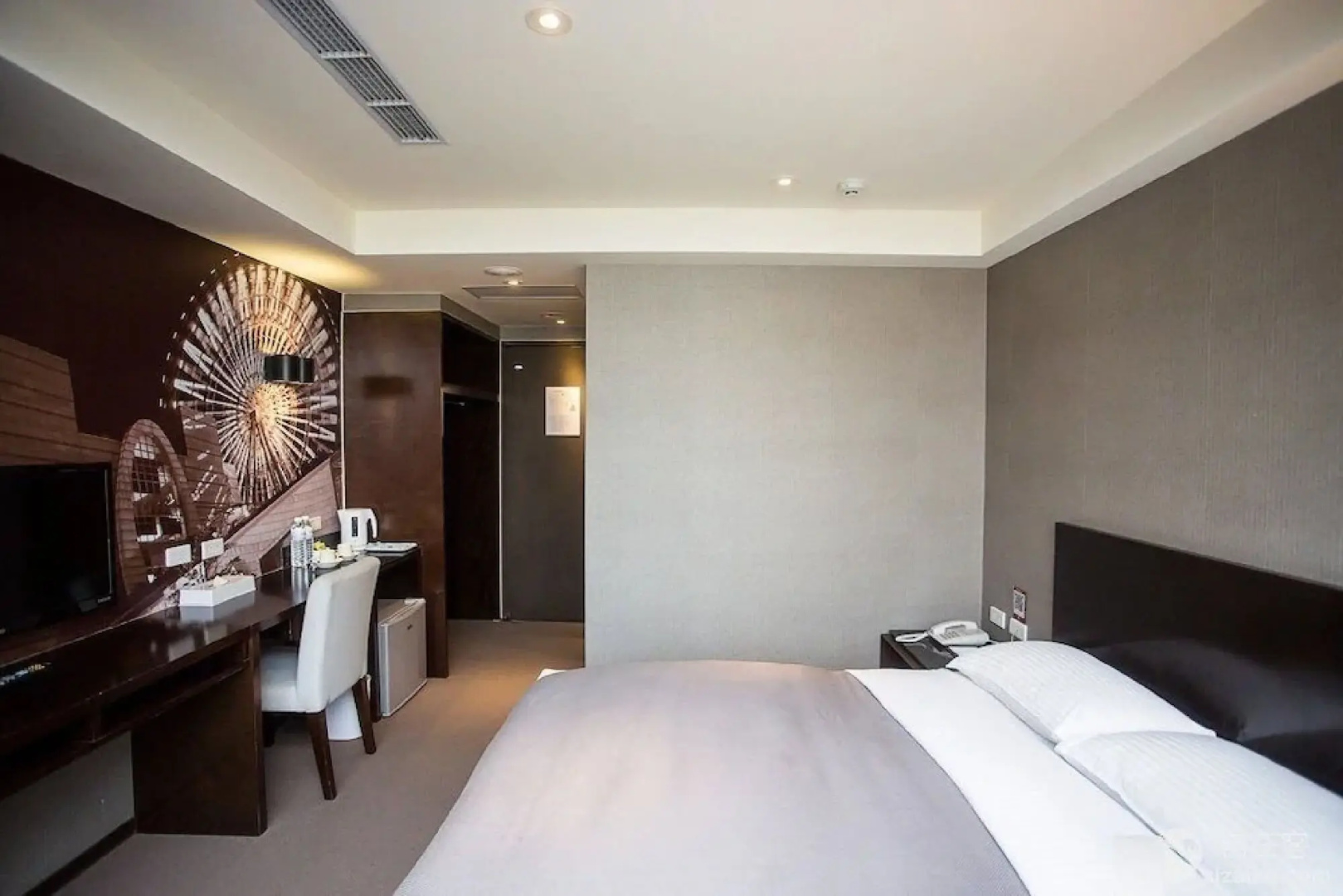 Photo - E House Hotel