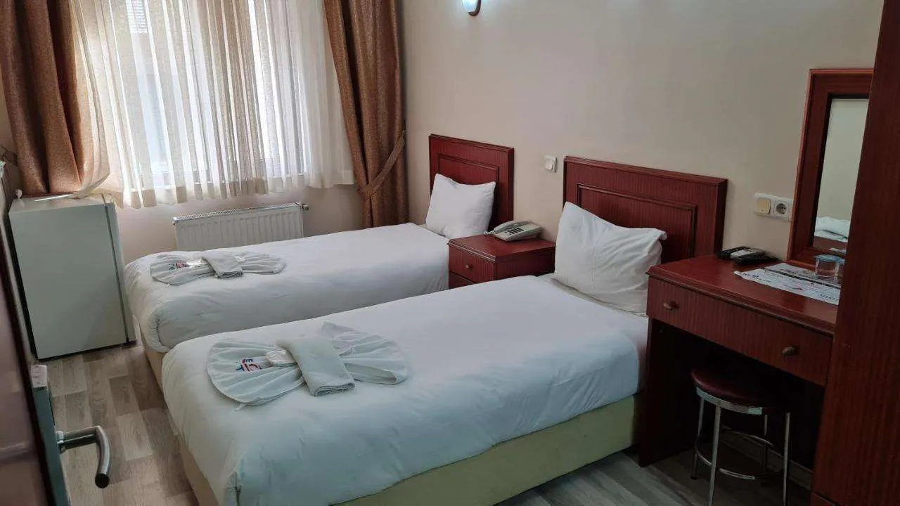Photo - Emos Hotel