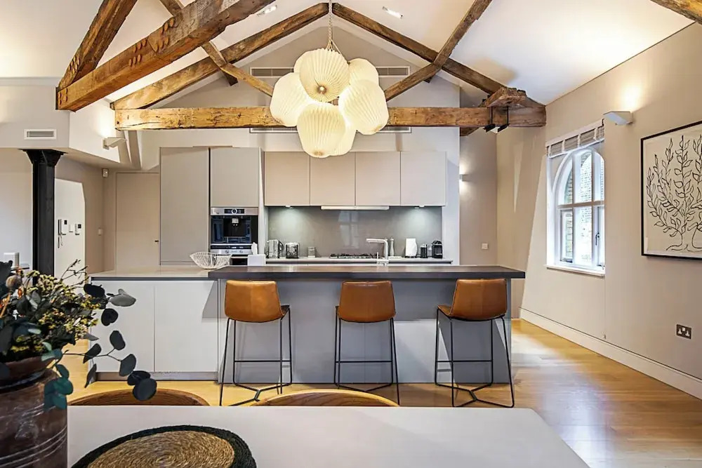 Foto - Pepys House A Modern Touch of History