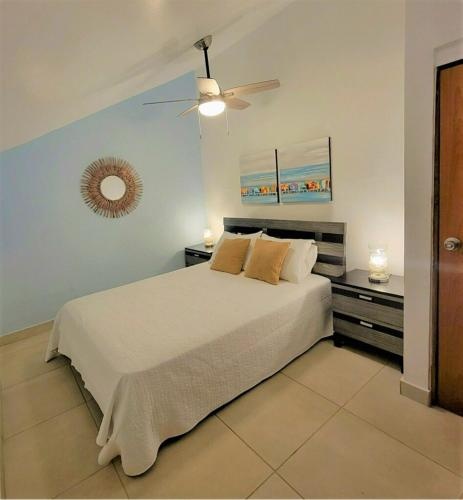 BV103 - Amazing Oceanfront Condo steps from beach