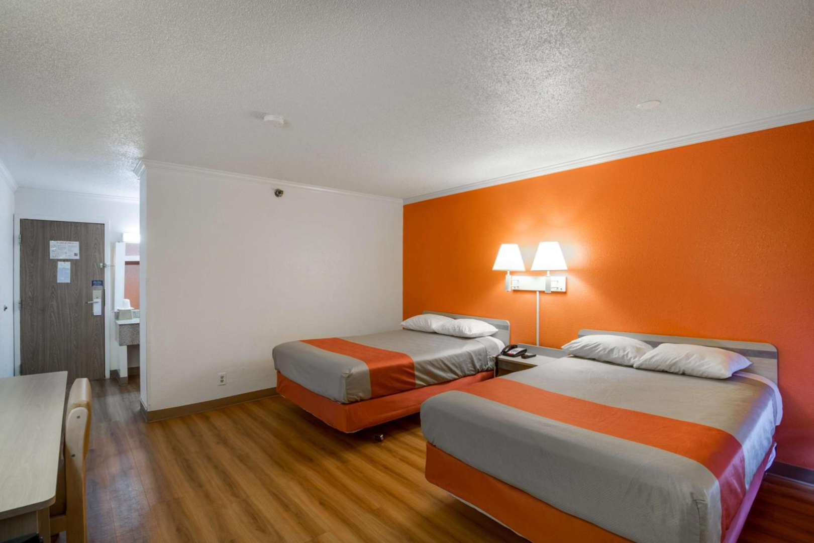Photo - Motel 6-Waukegan, IL