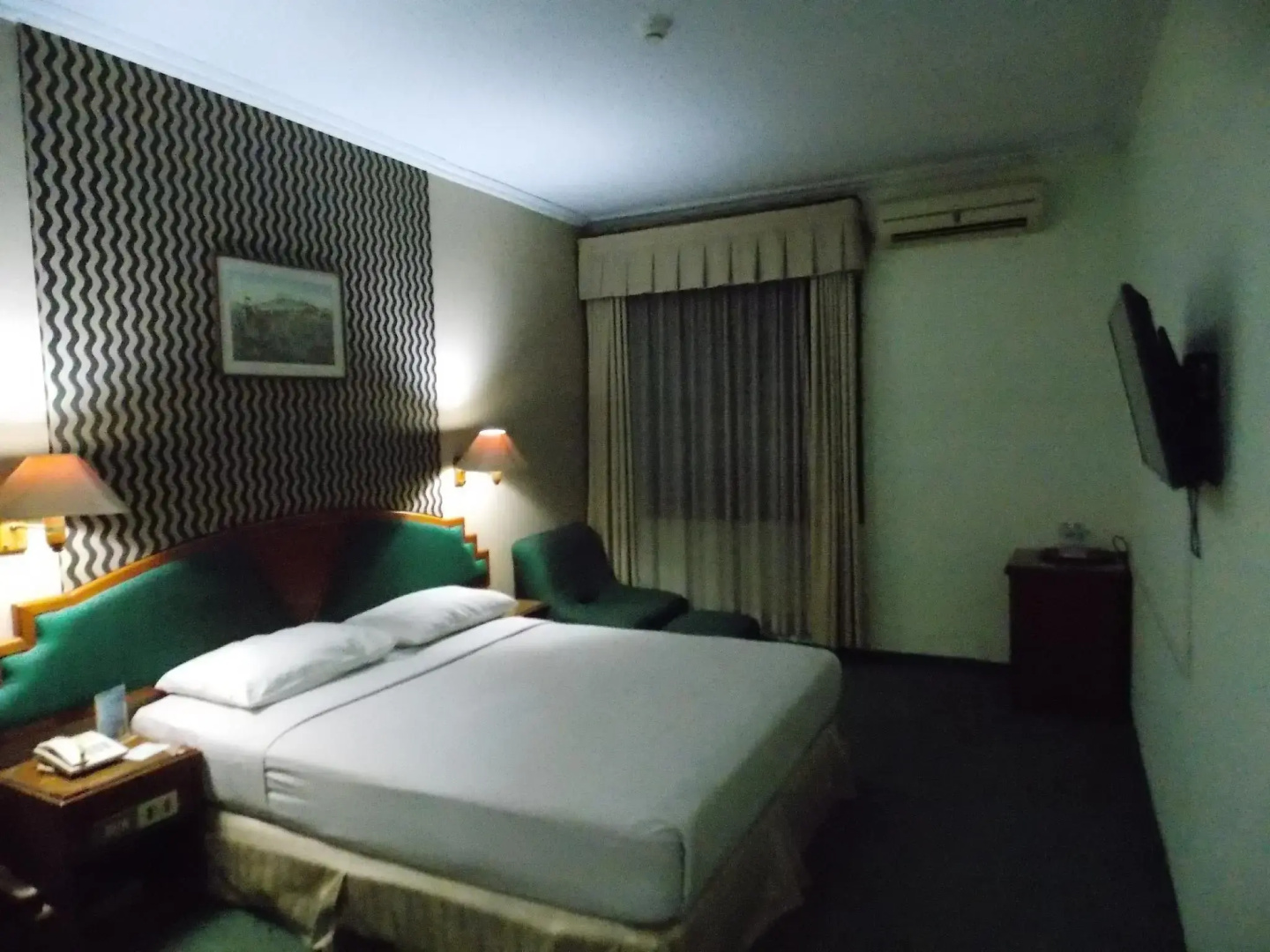 Photo - Puri Mega Hotel