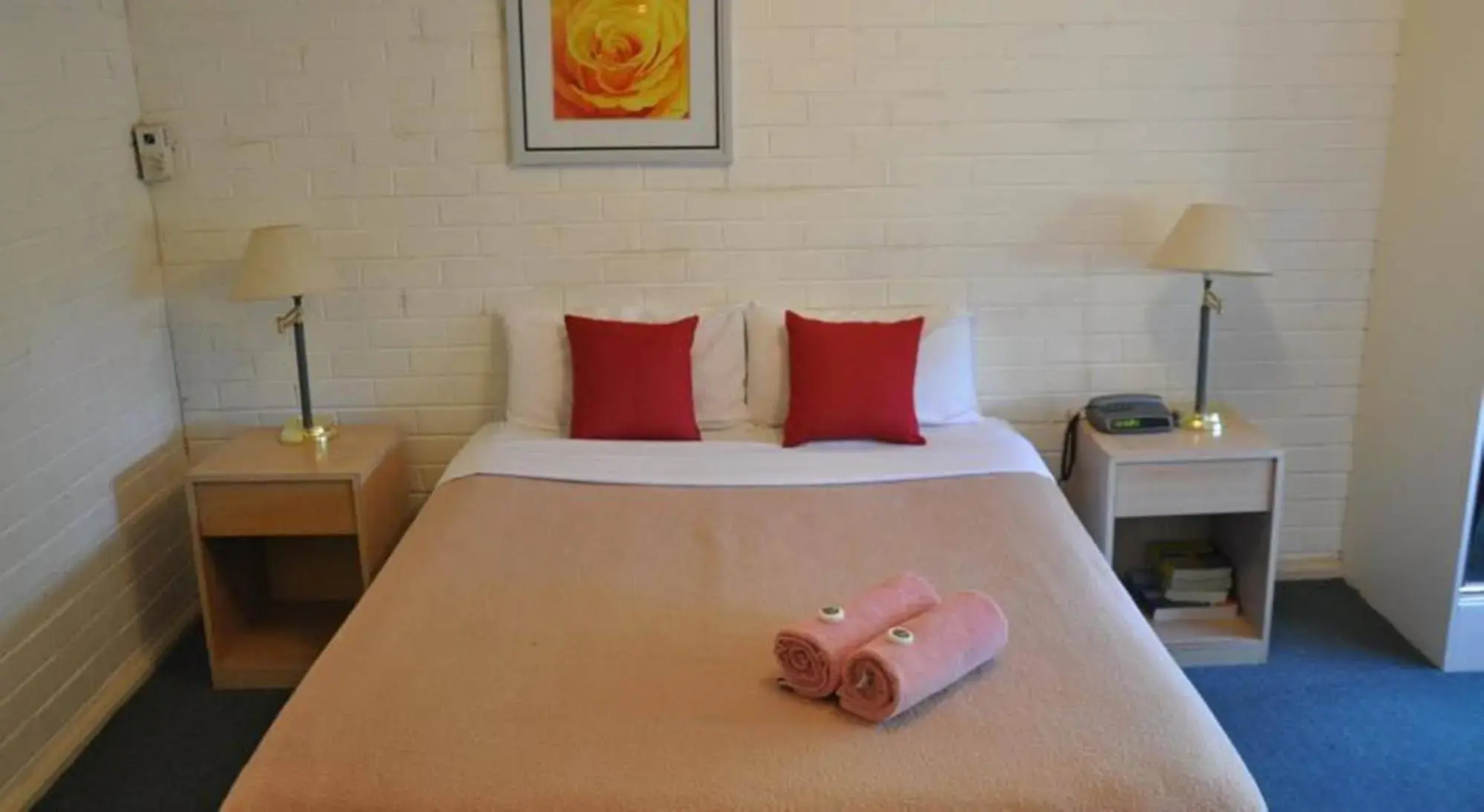 Photo - H & D Apartments