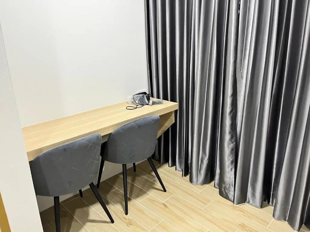 Foto - Zayn Express & Suites