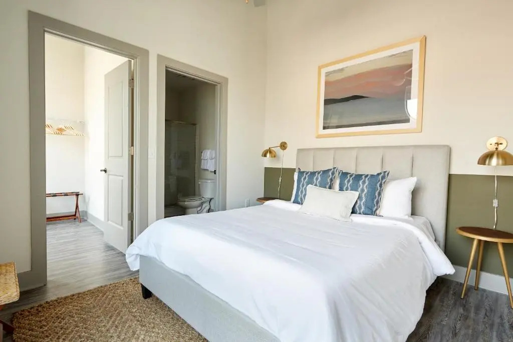 Photo - Kasa Altmayer Savannah