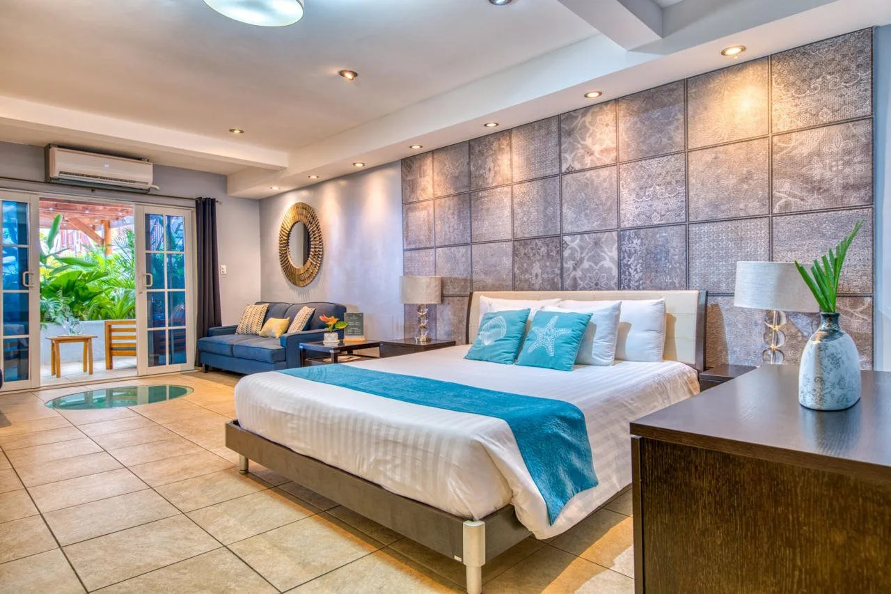 Photo - Tropical Suites Hotel